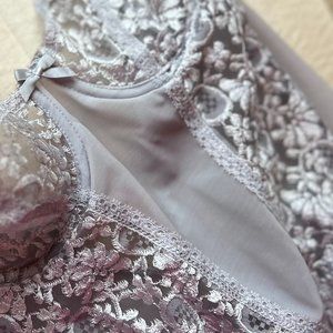 NWT Sexy Vintage Lace all in one Silver Gray Teddy Bodysuit with Hook Closures